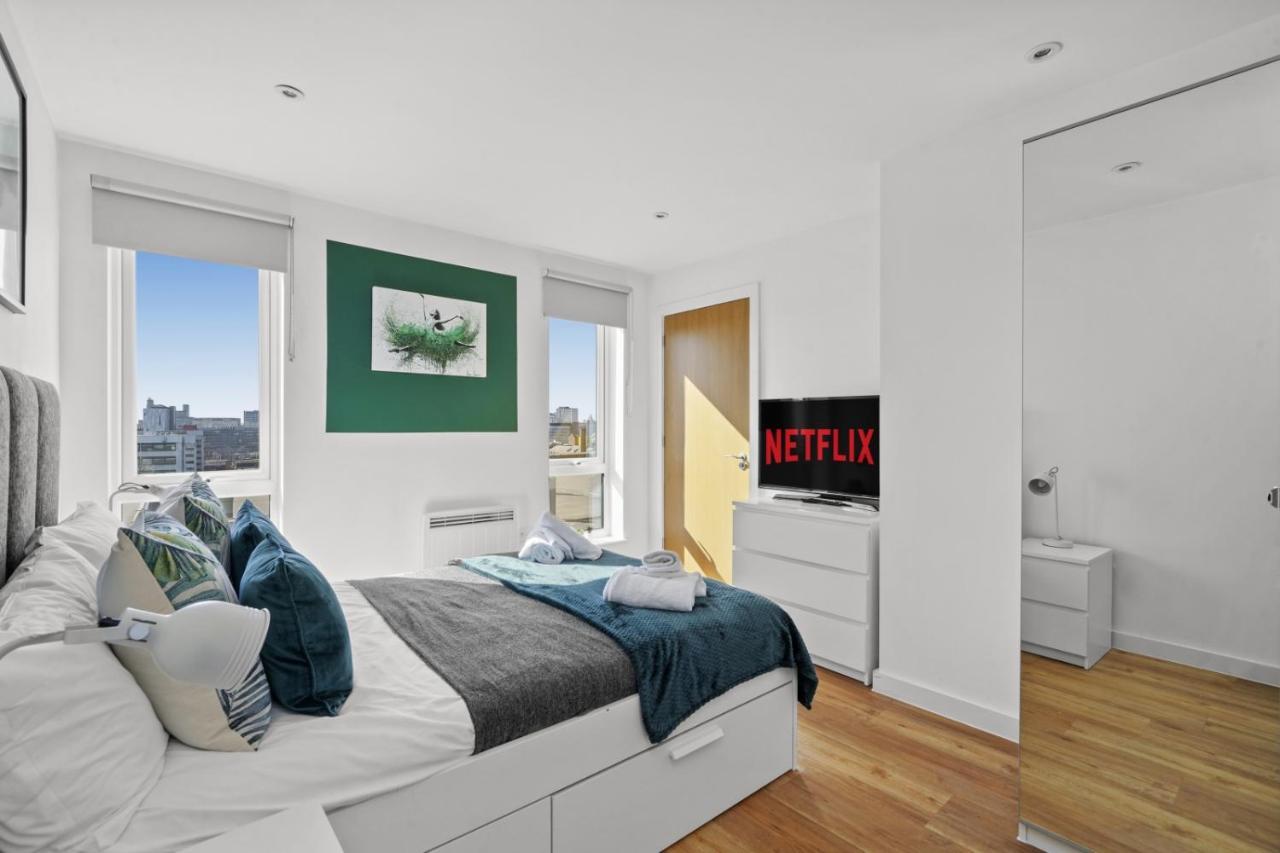 מנצ'סטר Stunning City Centre Penthouse - Sleeps 10 - Parking מראה חיצוני תמונה