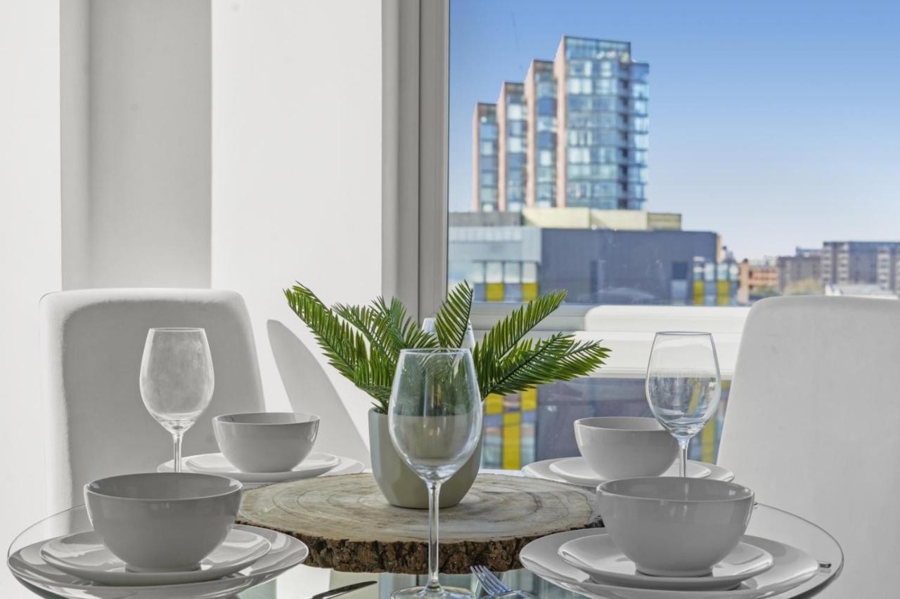 מנצ'סטר Stunning City Centre Penthouse - Sleeps 10 - Parking מראה חיצוני תמונה