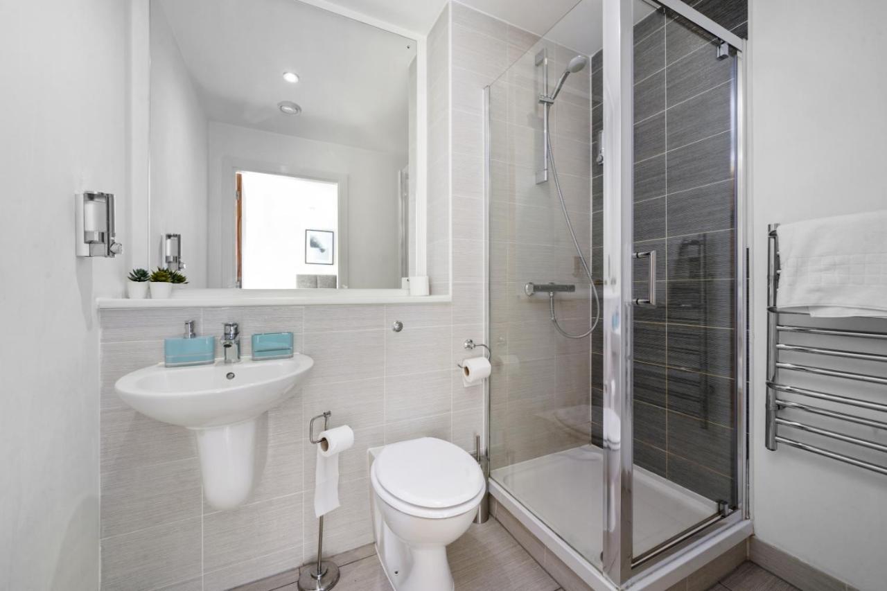מנצ'סטר Stunning City Centre Penthouse - Sleeps 10 - Parking מראה חיצוני תמונה